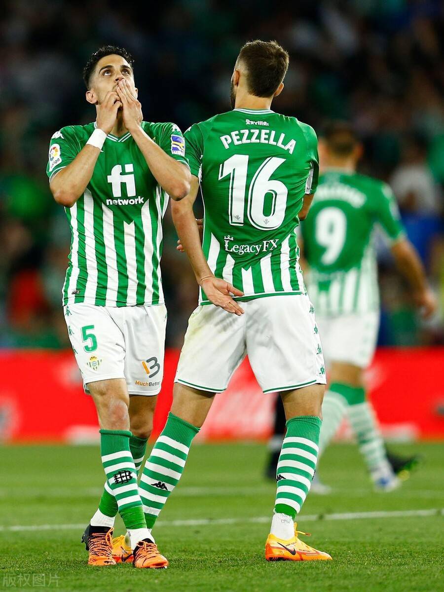 风云突变广东宏远今晚绝杀压哨，西甲版图或变，气氛紧张，阵容厚度经受考验(广东宏远直播视频直播)